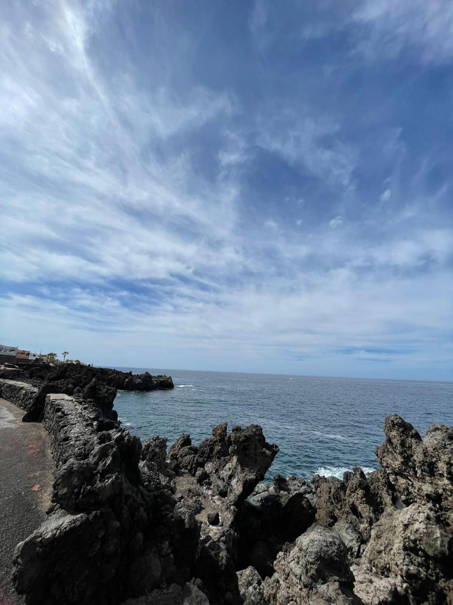 Seaside Paradise - 2 Bedroom Apartment With Ocean Views & Air Conditioning In Playa San Juan Exterior photo